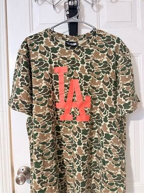 New Era Camo Short Sleeve Tee with orange LA Logo